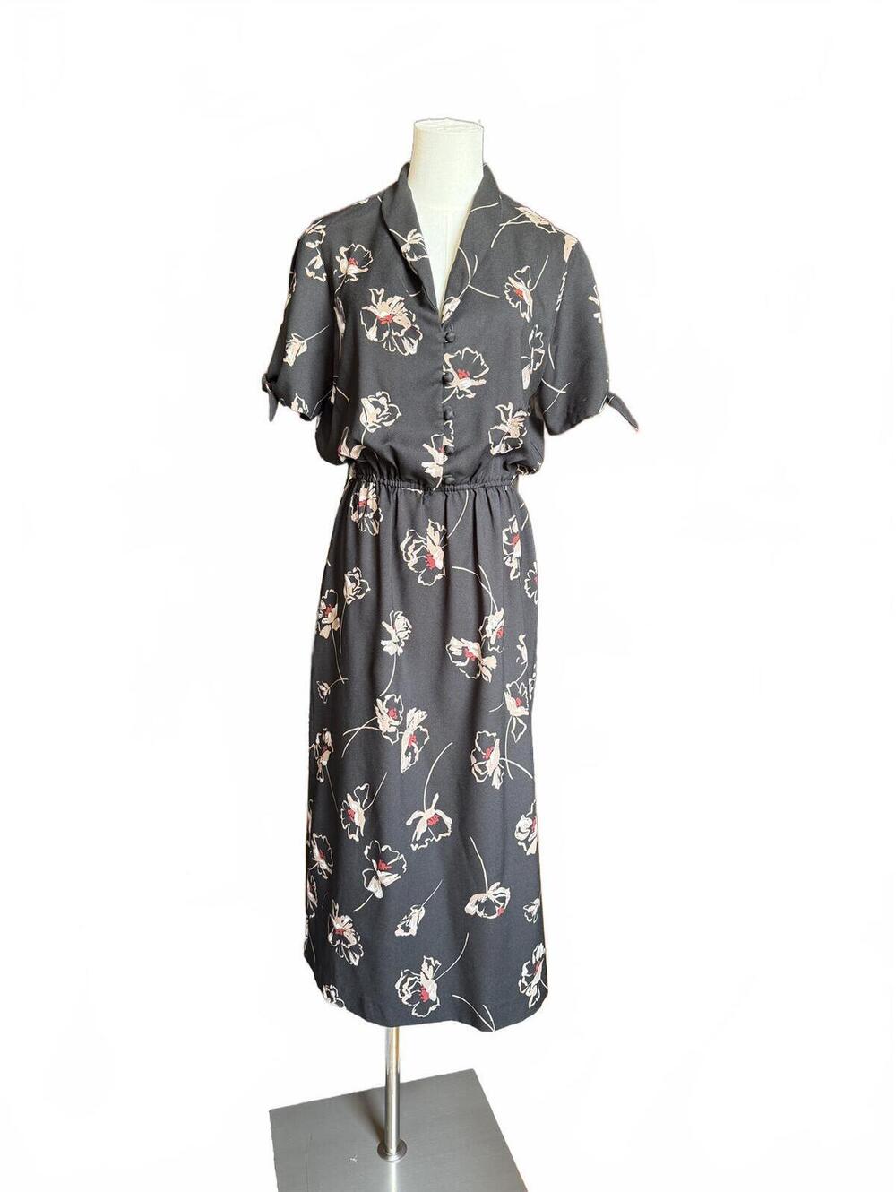 Chic Black Floral Midi Dress with Tie Sleeve Detail